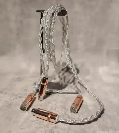 ICC-Core-Plus-KLR-whole-5 CORE PLUS Interconnect Cable (XLR)